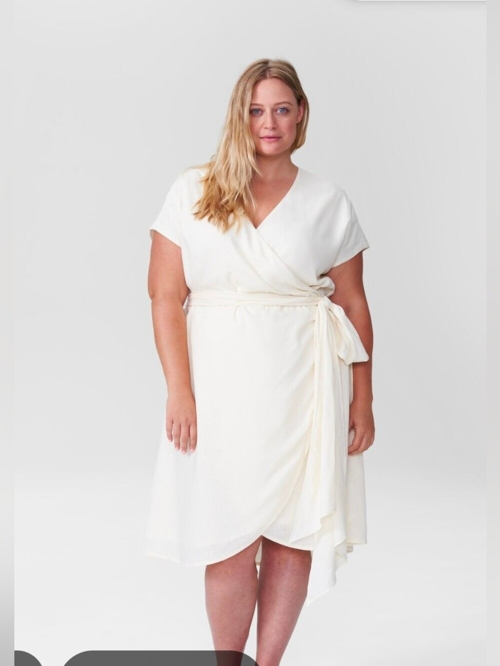 Universal Standard Tracy Linen Wrap Dress Size 14/16